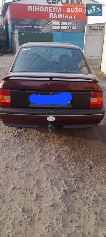 Седан Opel Vectra 1991 в Кременчуге
