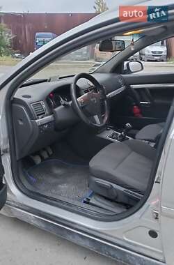 Универсал Opel Vectra 2006 в Тернополе