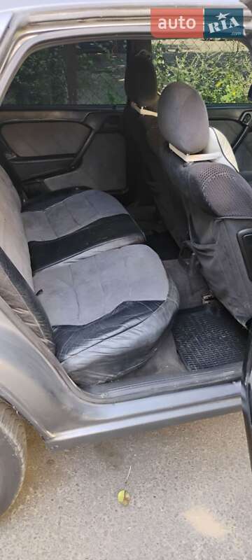 Седан Opel Vectra 1989 в Чернівцях фото 8 Седан Opel Vectra 1989 в Чернівцях