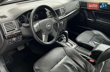 Седан Opel Vectra 2005 в  фото 18 Седан Opel Vectra 2005 в