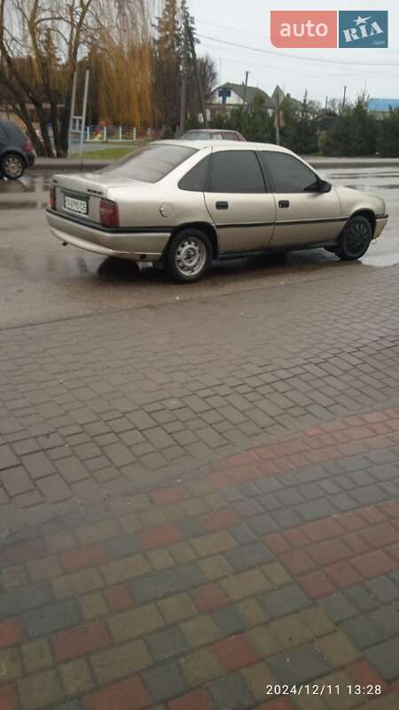 Седан Opel Vectra 1993 в Корсуне-Шевченковском