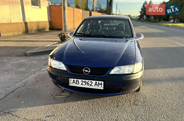 Лифтбек Opel Vectra 1997 в Виннице