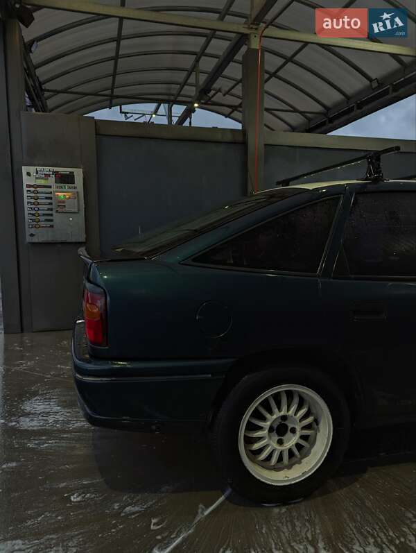 Лифтбек Opel Vectra 1994 в Ровно фото 3 Лифтбек Opel Vectra 1994 в Ровно