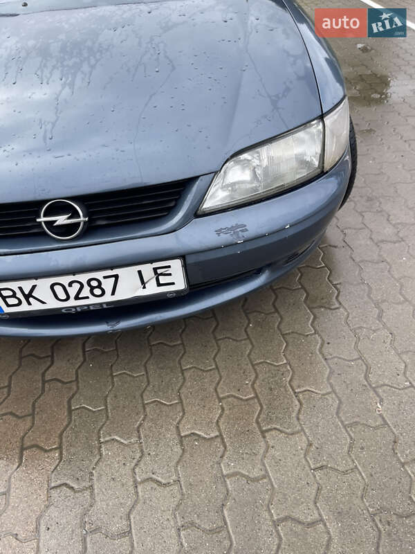 Седан Opel Vectra 1998 в Бродах