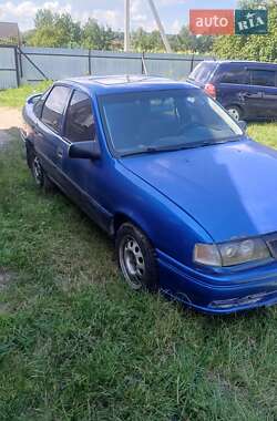 Седан Opel Vectra 1993 в Нетешине