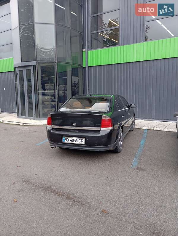 Седан Opel Vectra 2004 в Кам'янець-Подільському