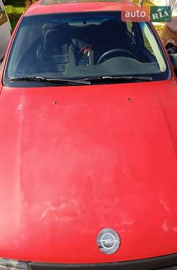 Седан Opel Vectra 1992 в Хотині