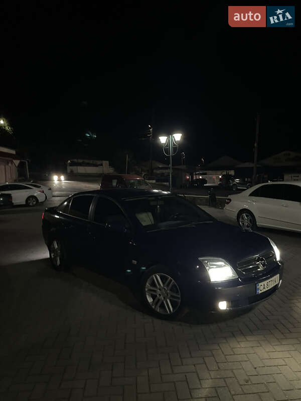 Седан Opel Vectra 2004 в Черкассах