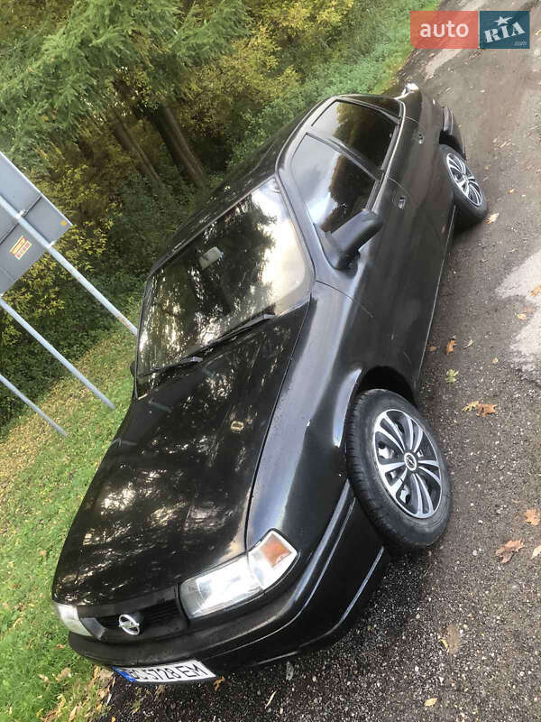 Седан Opel Vectra 1993 в Самборі