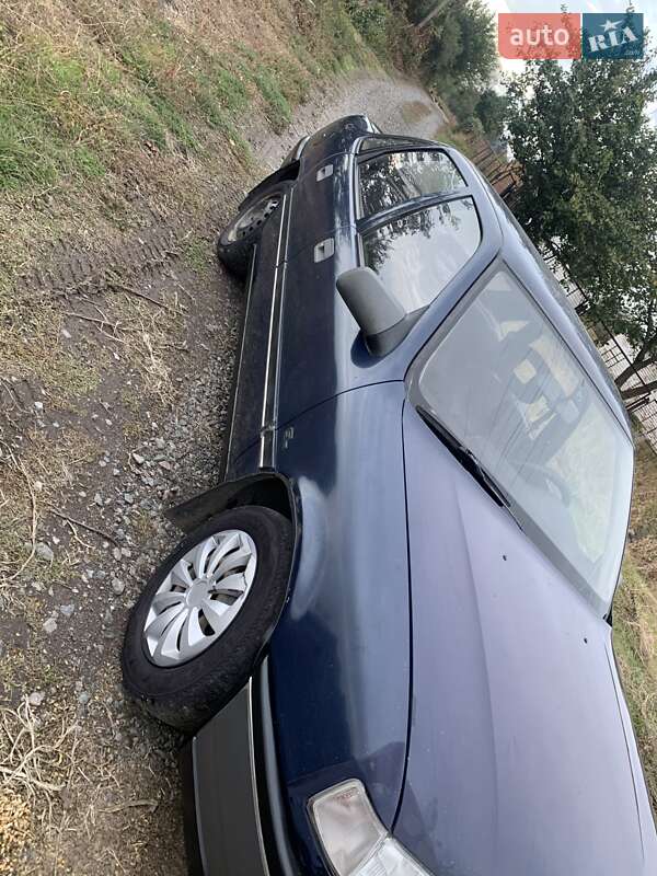 Седан Opel Vectra 1990 в Белой Церкви