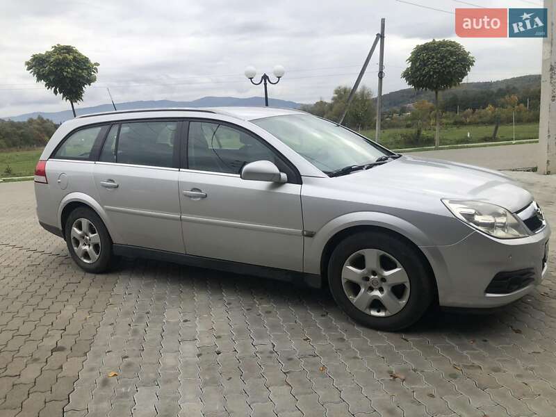 Універсал Opel Vectra 2006 в Поляні