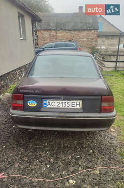Седан Opel Vectra 1991 в  фото 3 Седан Opel Vectra 1991 в