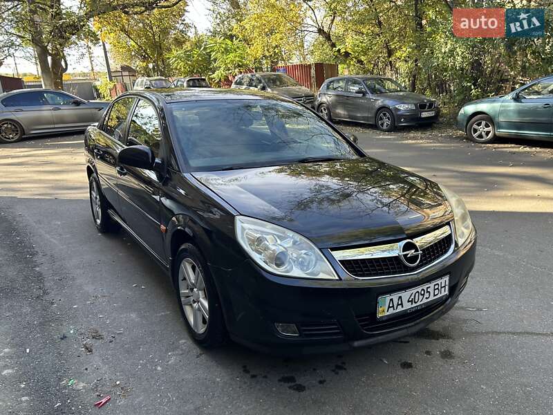Седан Opel Vectra 2006 в Киеве