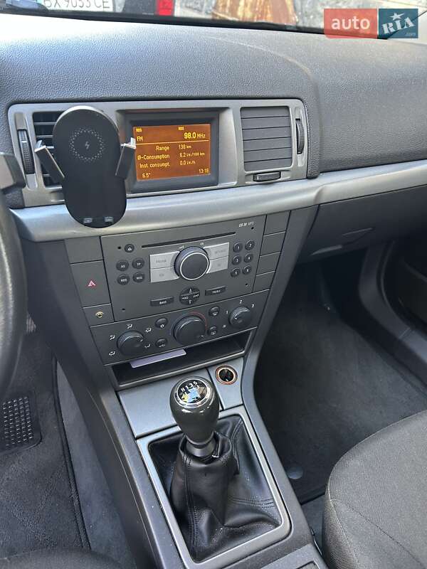 Седан Opel Vectra 2006 в Киеве