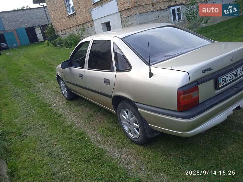 Седан Opel Vectra 1993 в Львове фото 7 Седан Opel Vectra 1993 в Львове