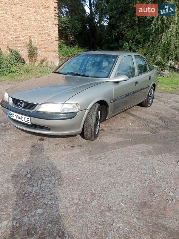 Седан Opel Vectra 1996 в Шептицькому
