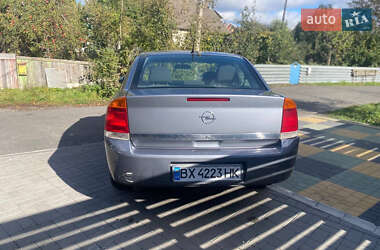 Седан Opel Vectra 2004 в  фото 4 Седан Opel Vectra 2004 в