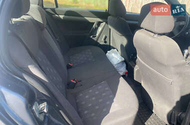 Седан Opel Vectra 2004 в  фото 14 Седан Opel Vectra 2004 в