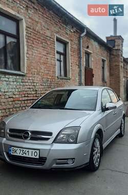 Ліфтбек Opel Vectra 2004 в Рівному