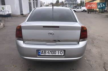 Седан Opel Vectra 2005 в  фото 7 Седан Opel Vectra 2005 в