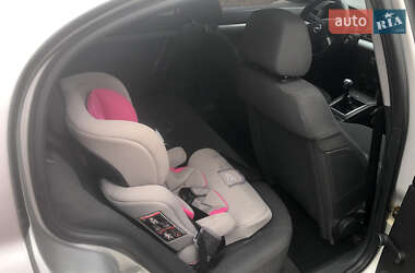 Седан Opel Vectra 2005 в  фото 12 Седан Opel Vectra 2005 в