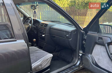 Седан Opel Vectra 1994 в 