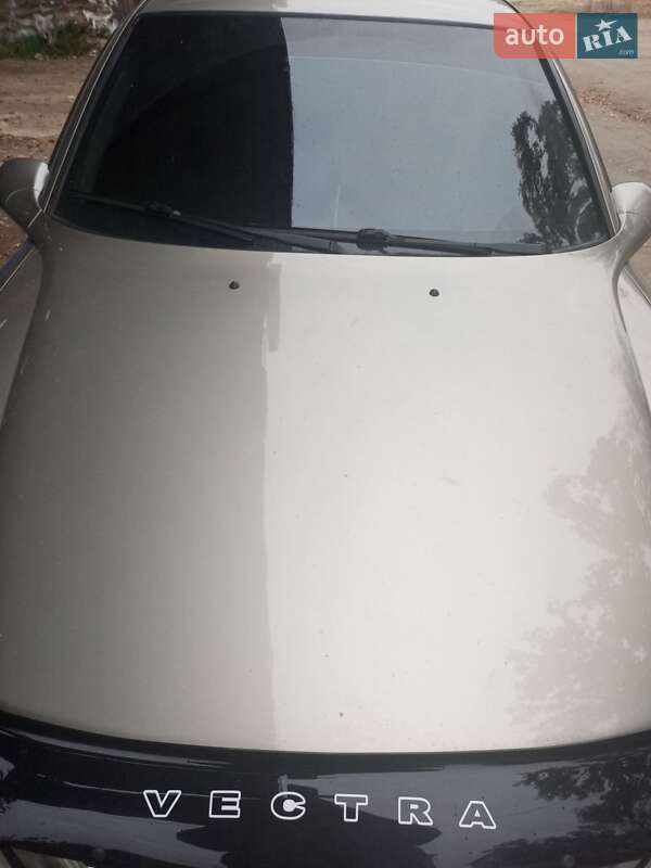 Седан Opel Vectra 1999 в Києві