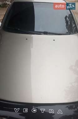 Седан Opel Vectra 1999 в 