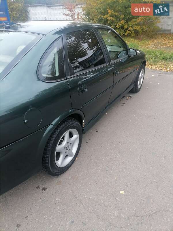 Седан Opel Vectra 1999 в Рівному фото 3 Седан Opel Vectra 1999 в Рівному