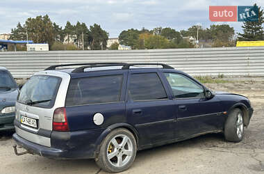Універсал Opel Vectra 1998 в 