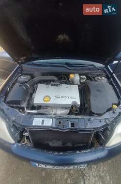 Седан Opel Vectra 2002 в  фото 6 Седан Opel Vectra 2002 в