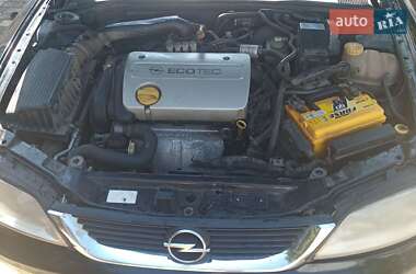 Седан Opel Vectra 1999 в  фото 19 Седан Opel Vectra 1999 в