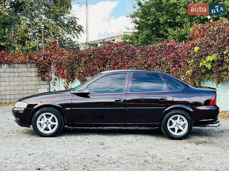 Седан Opel Vectra 1997 в Каменском фото 11 Седан Opel Vectra 1997 в Каменском