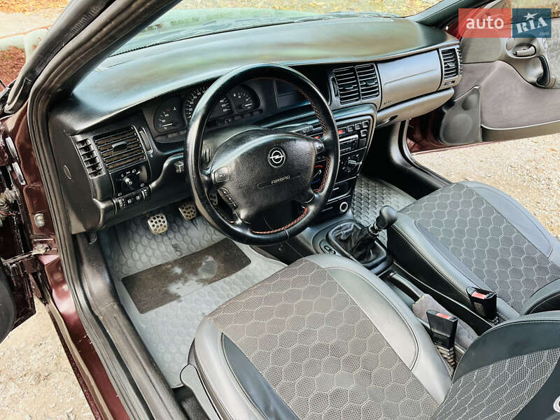 Седан Opel Vectra 1997 в Каменском фото 22 Седан Opel Vectra 1997 в Каменском