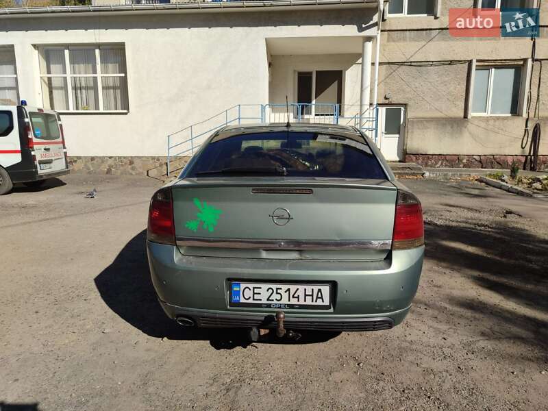 Лифтбек Opel Vectra 2005 в Черновцах