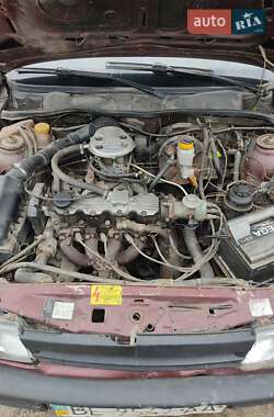 Седан Opel Vectra 1991 в  фото 3 Седан Opel Vectra 1991 в