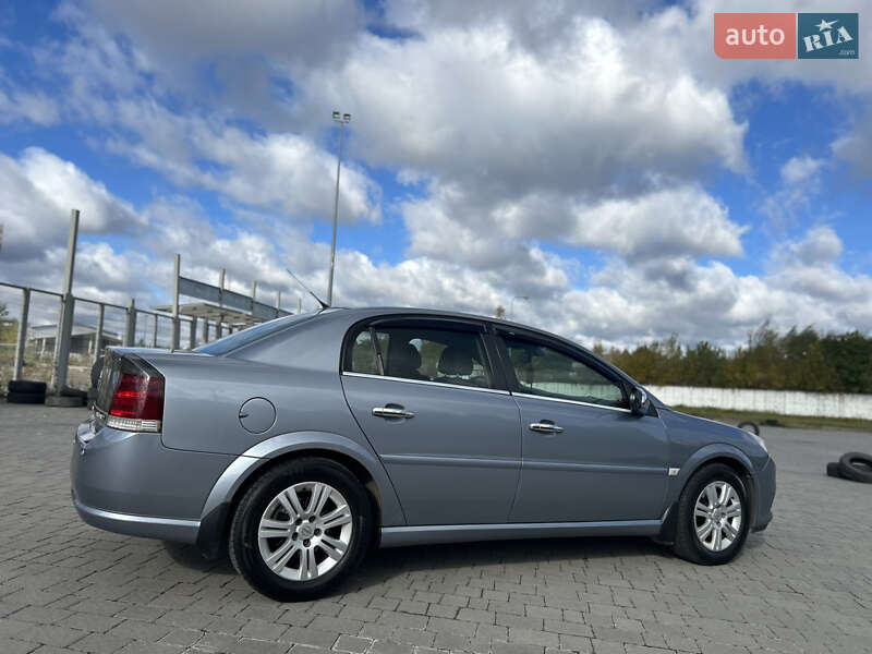 Седан Opel Vectra 2007 в Львове