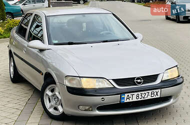 Седан Opel Vectra 1998 в  фото 2 Седан Opel Vectra 1998 в
