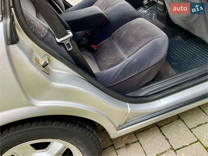 Седан Opel Vectra 1998 в Івано-Франківську фото 9 Седан Opel Vectra 1998 в Івано-Франківську