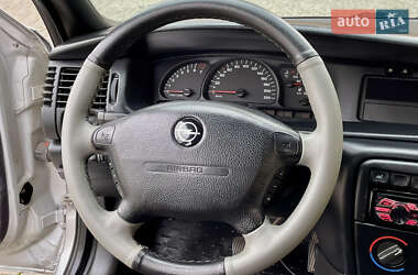 Седан Opel Vectra 1998 в  фото 30 Седан Opel Vectra 1998 в