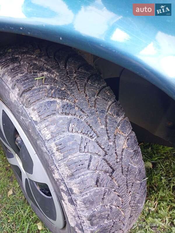 Седан Opel Vectra 1995 в Рогатині