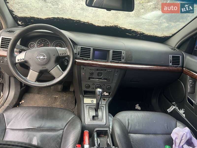 Седан Opel Vectra 2004 в Киеве фото 6 Седан Opel Vectra 2004 в Киеве