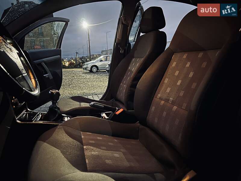 Седан Opel Vectra 2007 в Тернополі фото 12 Седан Opel Vectra 2007 в Тернополі