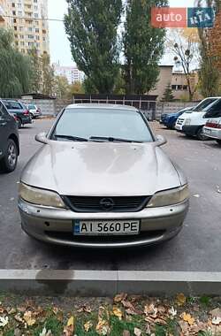 Седан Opel Vectra 1998 в Борисполі