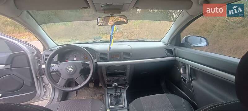 Седан Opel Vectra 2003 в Хмельнике