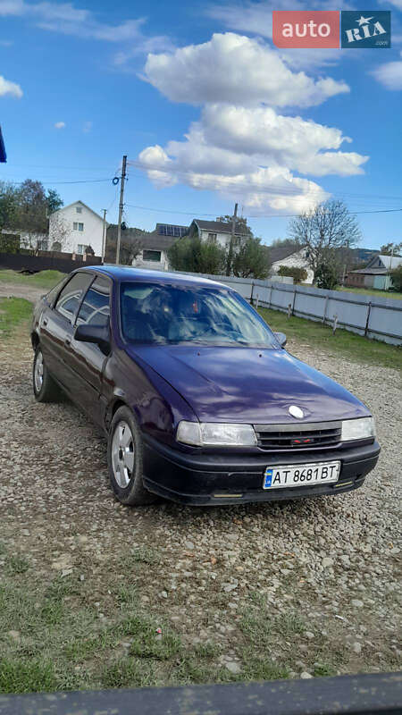 Лифтбек Opel Vectra 1992 в Хотине фото 3 Лифтбек Opel Vectra 1992 в Хотине