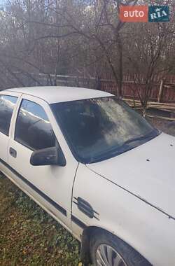 Седан Opel Vectra 1991 в Івано-Франківську