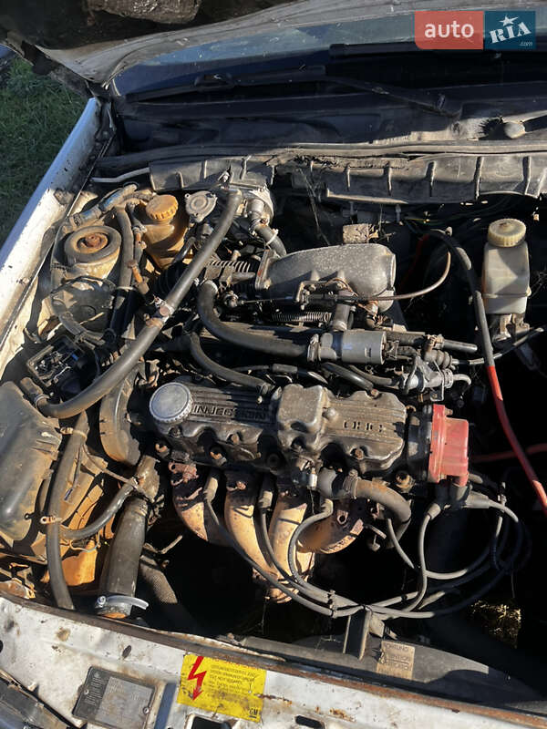 Седан Opel Vectra 1990 в Києві