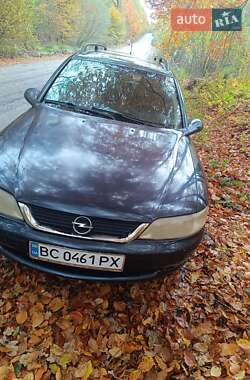 Универсал Opel Vectra 2000 в Новояворовске