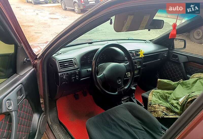 Седан Opel Vectra 1991 в Білій Церкві